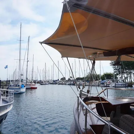 Kleiner Leuchturm - Steuerbord Fehmarn Ostsee